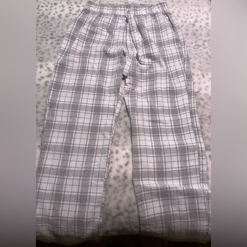 Rue21 Gray Plaid Pants/Shorts